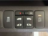 【両側パワースライドドア】両側が電動スライドドアになっております。狭い駐車場でのお子様の乗り降りの時などに安心です!