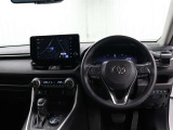 運転席廻りです。