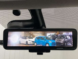 【スマートルームミラー】ルームミラー上に車体後方カメラの映像を映し出すことで車内定員、荷物状況に影響をうけません★たくさん乗せても、たくさん載せても、後方視界すっきりのインテリジェントルームミラー★
