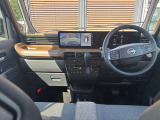 内装はルームクリーニング済みです!清潔な車内で快適なドライブをお楽しみください!!前席、後席、そしてエンジンルームまで全てクリーニング済みです。