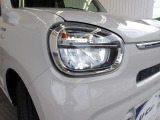 少ない消費電力でクリアな視界を確保するLEDヘッドライトです!