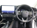 シートヒーター&ベンチレーションを装備しています。季節を問わず快適なドライブをサポートします。