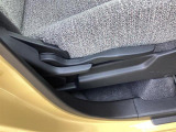 高さ調整ができますのでベストポジションで運転できます。