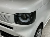 LEDヘッドライトは、点灯の瞬間から最大光量を発揮し、突然暗くなるトンネルなどでの安定感を高めます。