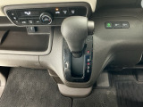 車を初めて購入されるお客様や、車にあまり詳しくないお客様にもわかりやすく丁寧に説明させて頂きます♪