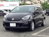 雨の日は中古車は選びにくいですよね。でも当店なら安心です。電話予約を頂ければ屋根下へ移動させて頂きます。雨でもじっくりご検討いただけます。