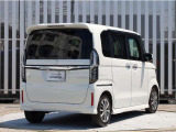 お支払いはホンダクレジットをご利用ください。運転免許所をご持参いただければ審査が可能です。また月々のお支払金額を抑えられるなど、メリットがいっぱいの据え置きクレジットもご用意しております。