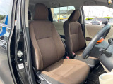 ドライバーによって運転しやすいポジションは異なり、あの車はどうなのか不安なこともありますよね。気になるお車は店頭で乗り込んでご確認いただけます♪