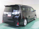 室内が広く、多人数での乗車が可能。積載能力にも優れたクルマです。