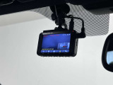 ドライブレコーダーの写真です。事故などの際、車両前方の映像を記録します