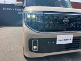 LEDヘッドランプを装備しておりますので、暗い道でも明るく照らしてくれるので安心して夜道やトンネルを運転できますよ!