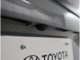 バックカメラが付いているので後方確認が非常にしやすいです。今や運転初心者も熟練者も必須装備!ついていて損はないですね♪