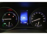 マルチインフォメーションディスプレイ付きのメーターです!エコ運転へ導く多彩な情報を表示してくれます。