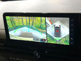 【アラウンドビューモニター】専用のカメラにより、上から見下ろしたような視点で360度クルマの周囲を確認することができます☆死角部分も確認しやすく、狭い場所での切り返しや駐車もスムーズに行えます。