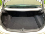 【パワーバックドア】スマートキーや運転席のボタンを押すだけでリアゲートが自動で開閉します!荷物を持っている時や、高い位置にあるバックドアを閉める際に便利な機能です♪