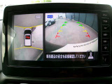 アラウンドビューモニター!空から見下ろしているかのような映像を映し出します。駐車時には安心ですよね♪