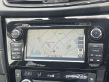 メーカーオプションの車両組み込みのナビを装備☆地デジTVやCD/DVD、bluetoothオーディオにも対応しています♪