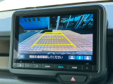 バックカメラ♪運転席から死角となりやすい部分も見えやすく車庫入れの苦手な方にも安心して駐車できます☆