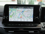 簡単快適な操作性で目的地まで安心です♪♪メーカーライン装着NissanConnectナビ♪♪ フルセグTV視聴可♪♪走行中の視聴は不可です!