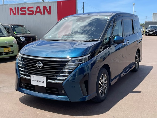 セレナ 1.4 e-POWER ハイウェイスターV 