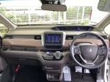 【Honda SENSING】いつもの道で、高速道路などで、安心・快適な運転を支援します。先進の安全運転機能システム搭載。