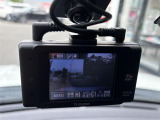 【ドライブレコーダー】映像・音声などの運転中の記録を残します。事故などを起こした起こされた時の証拠になりえますので、もしも時でも安心ですね。