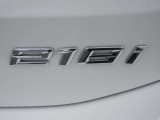 遠方のお客様には詳細画像の送信も承ります。またオンラインでの車両確認も可能です。