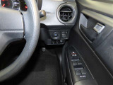 広々とした車内空間に優れた燃費性能。更にデザインも上質で人気のお車です!