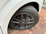 185/60R16タイヤとアルミホイール付き!冬タイヤは別途ご用意が必要です。ぜひご相談ください(^^♪