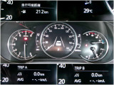 メーター内には、外気温・平均車速・平均燃費・瞬間燃費・走行可能距離のECO情報が表示できる機能があります!