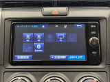 Bluetooth対応、CD/DVD再生機能付き。お好きな音楽を聴きながらのドライブは楽しいですよね〜♪