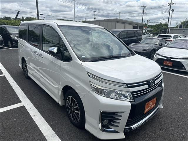 トヨタ ヴォクシー 