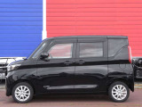 運転のしやすさが、家族のおでかけを楽しくする日産ルークス。ボディカラーは人気のブラックパールです(*^^*) 内外装とも状態は良好です。