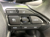 【レーダークルーズコントロール】高速道路での長距離走行が楽に!!自動で速度を保つクルーズコントロールが、衝突軽減システムと連携し、前方の車両を感知して車間を保つように速度調節してくれます!!