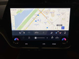 G-Link契約でご利用いただけるセンター通信型のナビ機能「コネクティッドナビ」を装備。従来のナビゲーションよりもリアルタイムな情報提供を可能にしました。