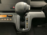 CVT(無段階変速)を搭載。変速ショックが無く加速がとってもスムーズです!エンジン負荷を抑えて、低燃費を実現しています◎
