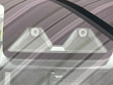 【スマートアシスト】走行中に前方の車両等を認識し、衝突しそうな時は警報とブレーキで衝突回避と被害軽減をアシスト。より安全にドライブをお楽しみいただけます。