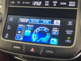 【シートベンチレーション】夏場は涼しい風でお尻や背中の熱やムレを防ぎ、冬はエアコンよりも早く温まってポカポカに!季節を問わず快適に過ごせます。