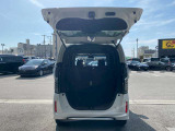 彦根インターからお車で3分とアクセス便利!近くには有名観光地の彦根城もありますので、観光と合わせてのご来店も良いですね♪活気溢れる自慢のスタッフがお客様のご来店をお待ちしております!