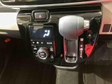 納車前にはプロのメカニックが、各部の点検を行います。ディーラーにしか出来ない品質、そしてサービスできっと満足していただけると思います!
