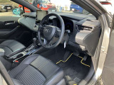 見通しのよいすっきりとした視界で、誰でも運転しやすいです。運転のしやすさは疲れにくさにも繋がりますよ♪