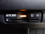 デザインスッキリのビルトイン『ETC』!高速道路の特典はもちろん、キャッシュレスなので料金所では徐行するだけで通過可能です!