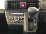 温度を設定すれば、自動で車内の温度管理をしてくれる優れものです♪ATミッションで運転楽々