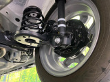 お車を安心してお乗りいただく為には、足回りの定期点検が欠かせません。サービスサポート(有償保証)では無料点検もご提供しており、安心のカーライフをお過ごしいただけるサポート体制が整っています。