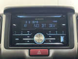 CDプレイヤーを装着しております。CD再生/Bluetooth(ブルートゥース)・USB・AUX接続等が使用できます。