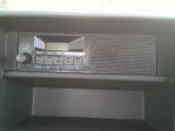 お気に入りの番組を聴きながら楽しく運転できる!純正AM/FMラジオ付き♪別途ステレオやカーナビも取り扱っていますのでご相談して下さい。