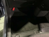 純正フロアマット