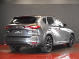 【CX-60】ドライビングエンターテインメントSUV。走ることの感動が感じられるクルマを目指し、五感で感じるクルマとの一体感と、心に響くエンジンサウンドと変速のリズムをつくり込みました。