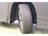 タイヤサイズ 205/55R17。