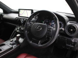運転席廻りです。